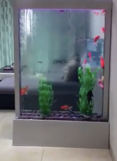 Double sided aquarium waterwall